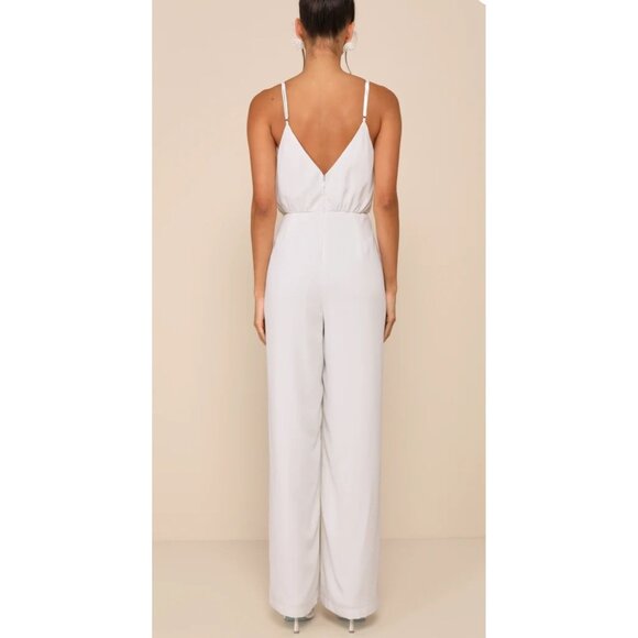 Lulus Flawless Pose White V-Neck Sleeveless Wide-Leg Jumpsuit Sz Small Womens Wh - Picture 2 of 11